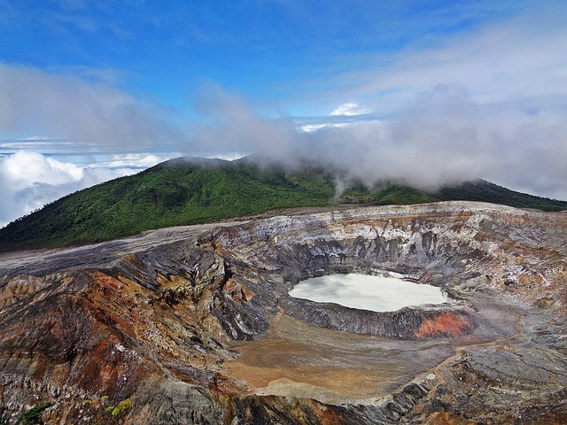 Poas Volcano National Park